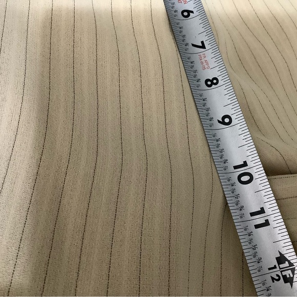 Le Suit Tan Pinstripe Blazer and pant size 18. NWT. - Picture 16 of 16